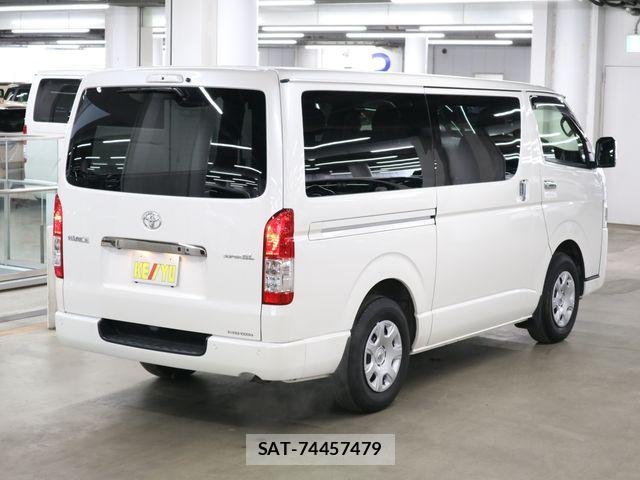 Toyota HIACE VAN 2023-03 6691319-1