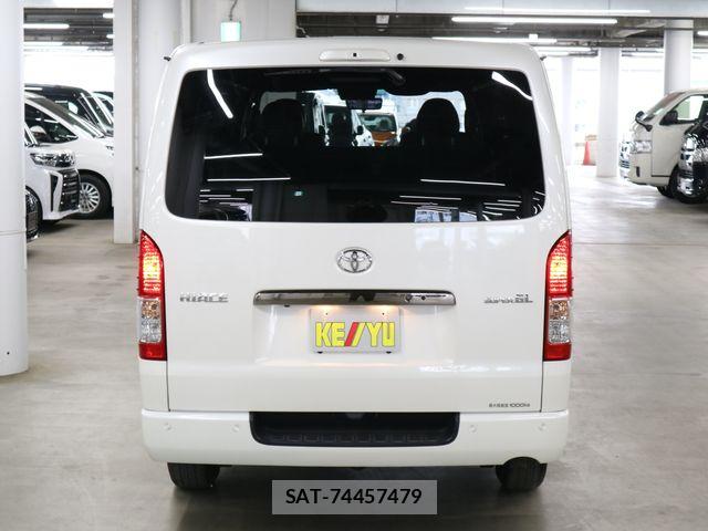 Toyota HIACE VAN 2023-03 6691319-5