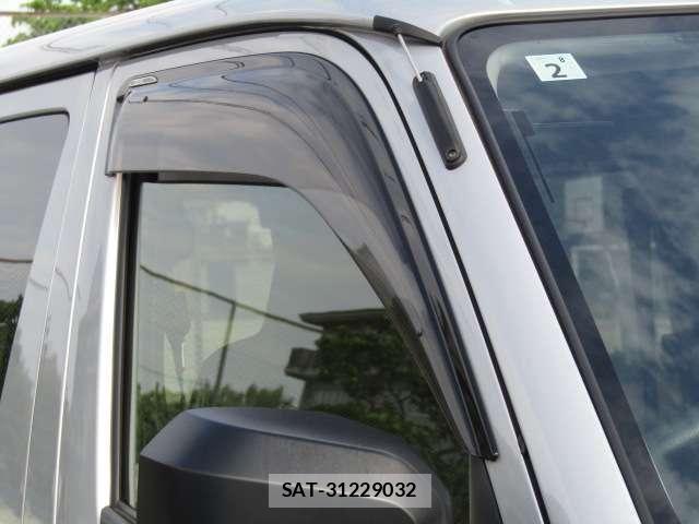 Toyota HIACE VAN 2023-02 6717583-18
