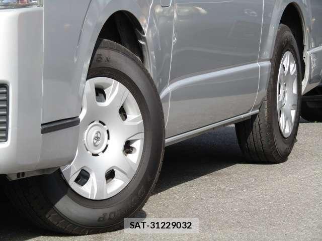 Toyota HIACE VAN 2023-02 6717583-21