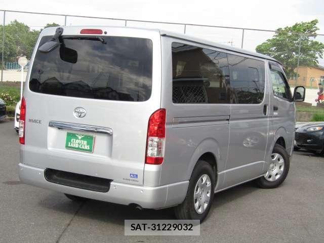 Toyota HIACE VAN 2023-02 6717583-26