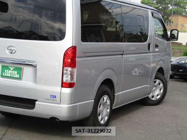 Toyota HIACE VAN 2023-02 6717583-27