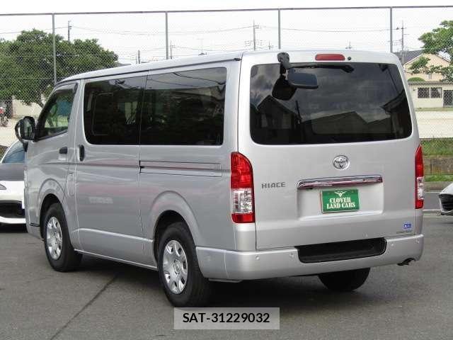Toyota HIACE VAN 2023-02 6717583-29