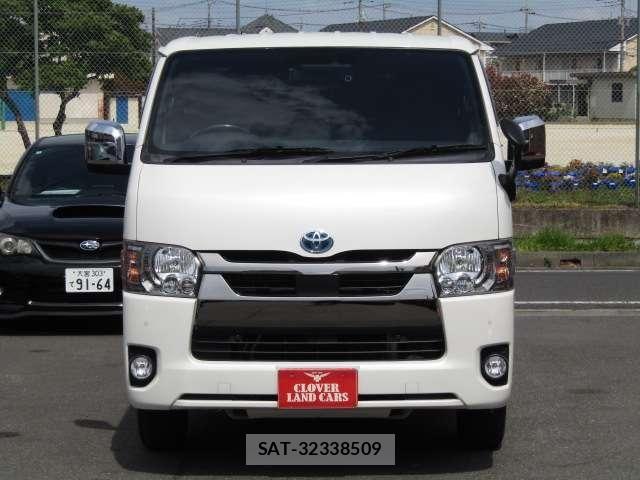 Toyota HIACE VAN 2020-06 6717585-16