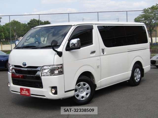 Toyota HIACE VAN 2020-06 6717585-21