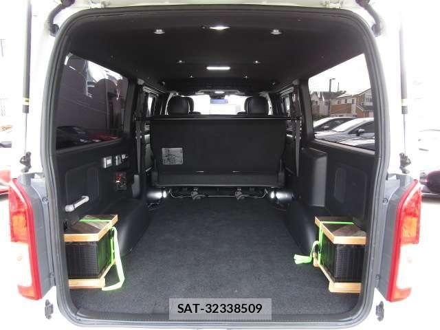 Toyota HIACE VAN 2020-06 6717585-5