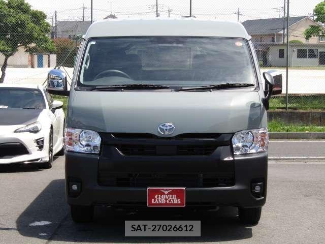 Toyota HIACE VAN 2026-03 6717575-12