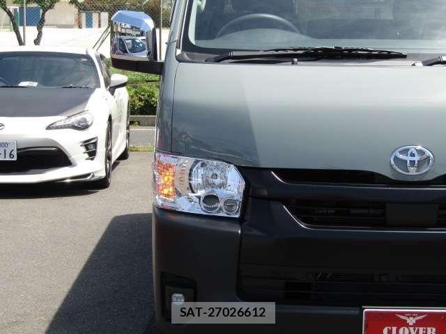 Toyota HIACE VAN 2026-03 6717575-23
