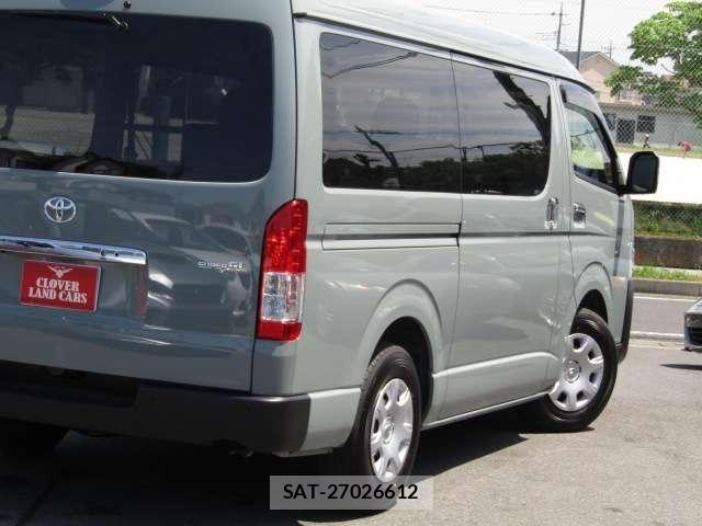 Toyota HIACE VAN 2026-03 6717575-28
