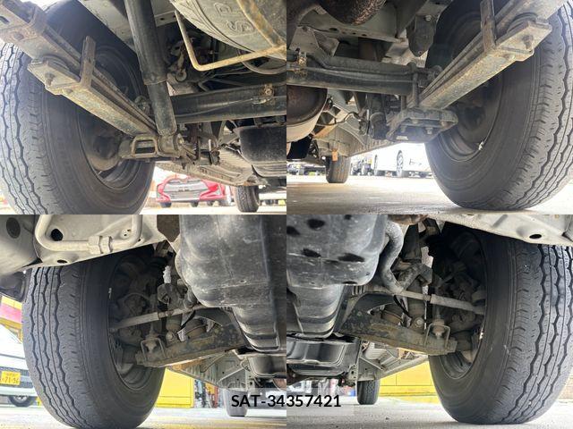 Toyota HIACE VAN 2007-01 6717590-22