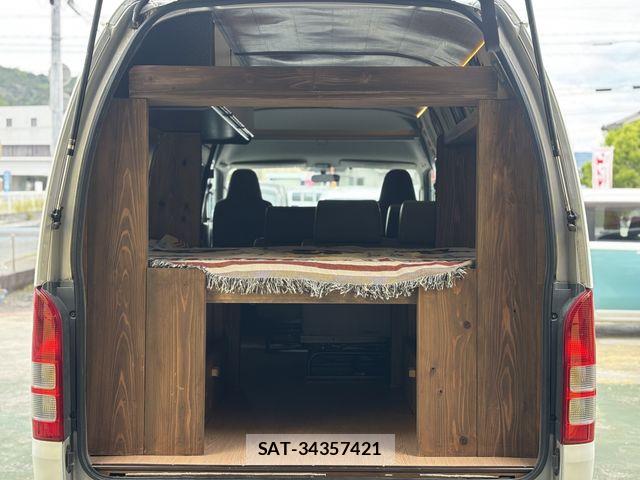 Toyota HIACE VAN 2007-01 6717590-2