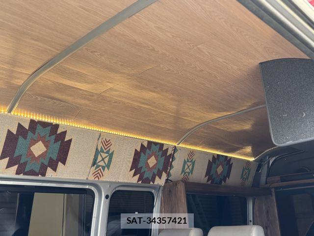 Toyota HIACE VAN 2007-01 6717590-4