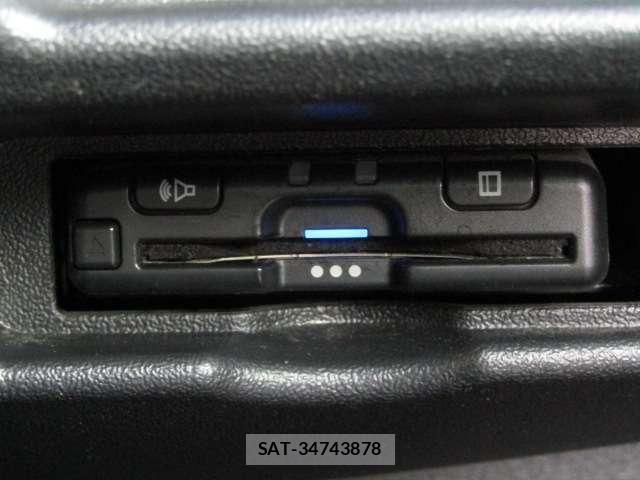 Toyota HIACE VAN 2021-08 6717588-12