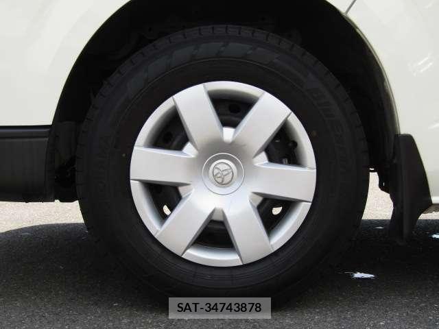 Toyota HIACE VAN 2021-08 6717588-26