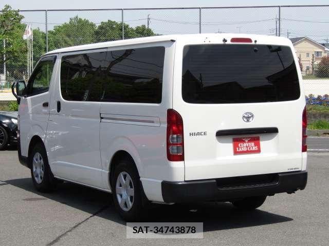 Toyota HIACE VAN 2021-08 6717588-29