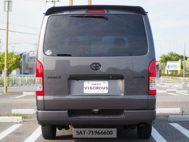 Toyota HIACE VAN 2016-10 6717589-11