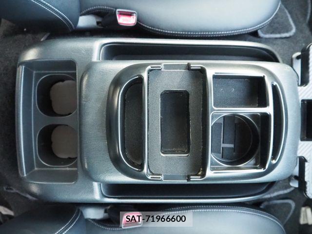 Toyota HIACE VAN 2016-10 6717589-16