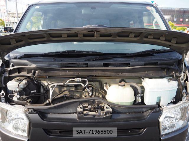 Toyota HIACE VAN 2016-10 6717589-25
