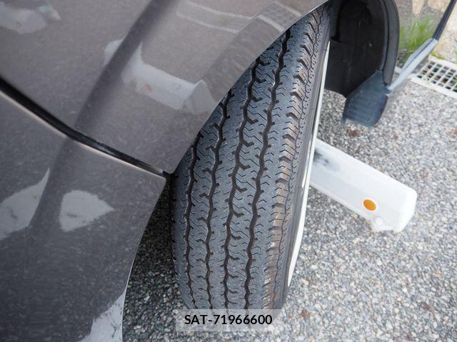 Toyota HIACE VAN 2016-10 6717589-28