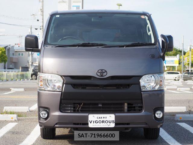Toyota HIACE VAN 2016-10 6717589-3