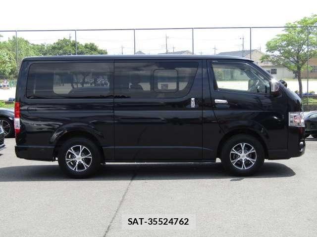 Toyota HIACE VAN 2020-07 6717584-26