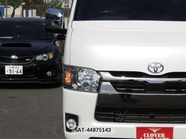 Toyota HIACE VAN 2021-12 6717581-24