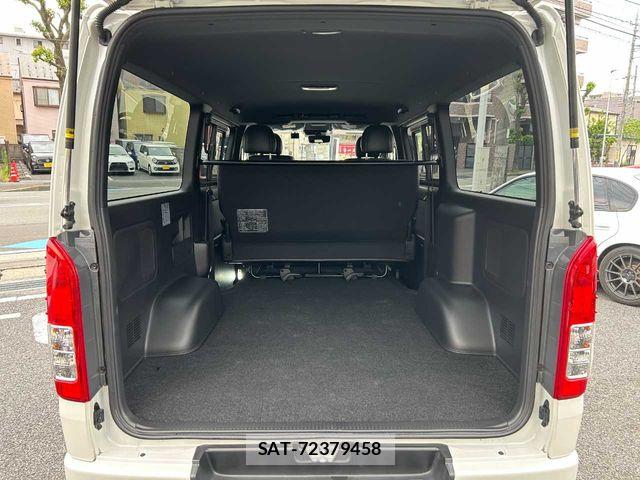 Toyota HIACE VAN 2021-06 6753619-21