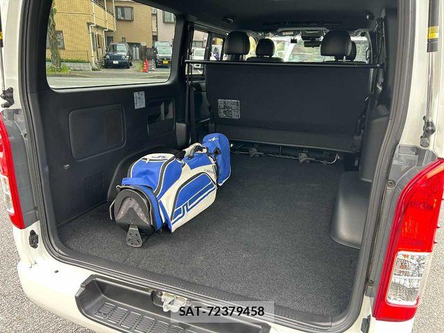 Toyota HIACE VAN 2021-06 6753619-22