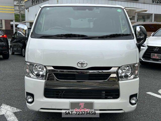 Toyota HIACE VAN 2021-06 6753619-26