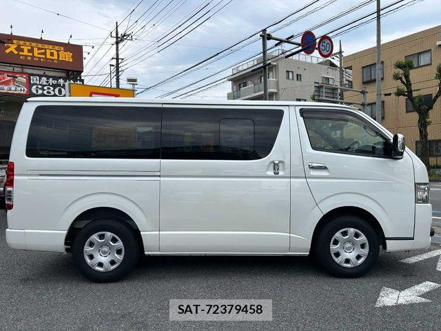 Toyota HIACE VAN 2021-06 6753619-28