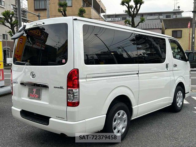 Toyota HIACE VAN 2021-06 6753619-29