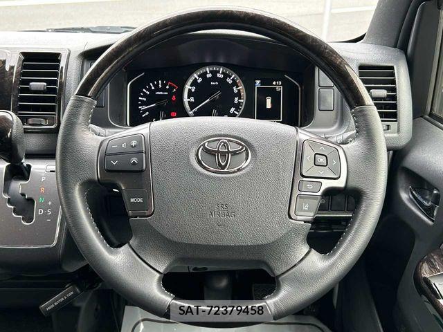 Toyota HIACE VAN 2021-06 6753619-3