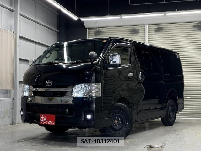 Toyota HIACE VAN 2024-07 6753618-0