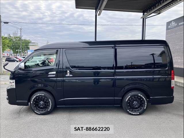 Toyota HIACE VAN 2019-09 6753622-13