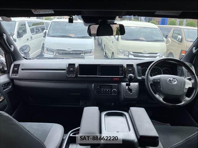 Toyota HIACE VAN 2019-09 6753622-3