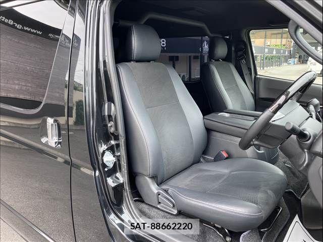 Toyota HIACE VAN 2019-09 6753622-6