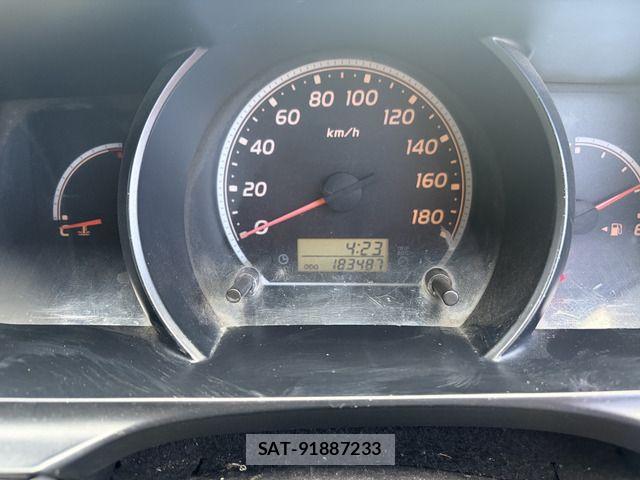 Toyota HIACE VAN 2005-03 6753624-11
