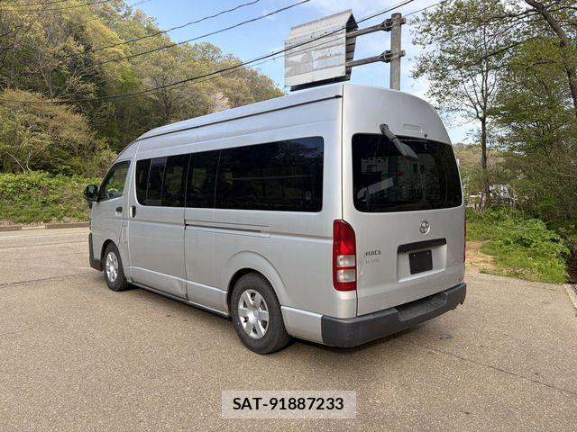 Toyota HIACE VAN 2005-03 6753624-6