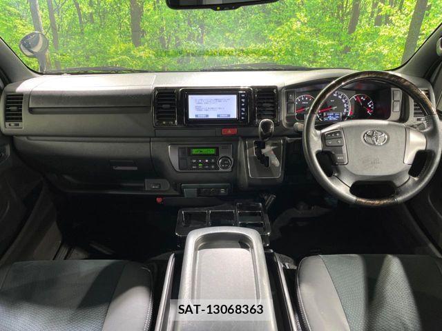Toyota HIACE VAN 2019-07 6753621-1