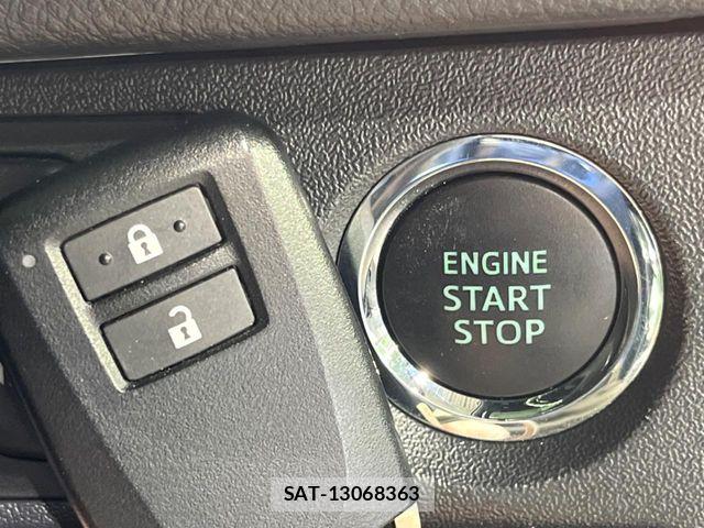 Toyota HIACE VAN 2019-07 6753621-6