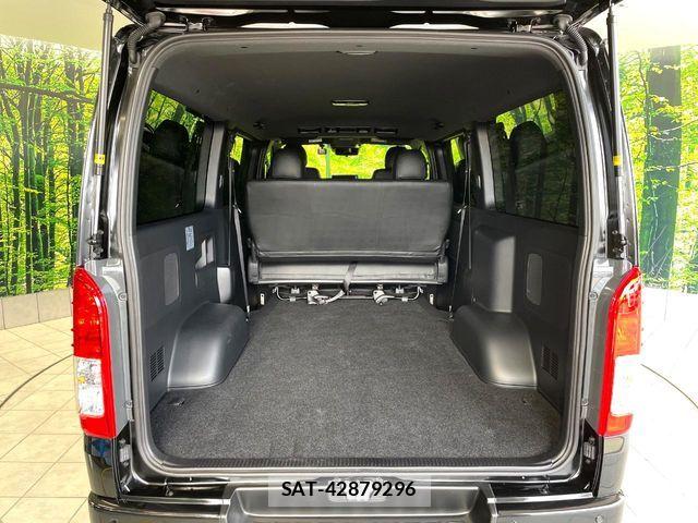 Toyota HIACE VAN 2025-04 6753611-9