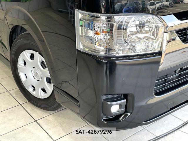 Toyota HIACE VAN 2025-04 6753611-11