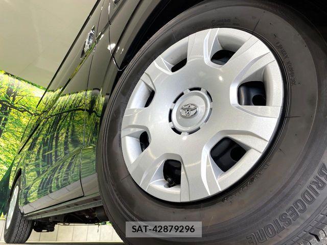 Toyota HIACE VAN 2025-04 6753611-12
