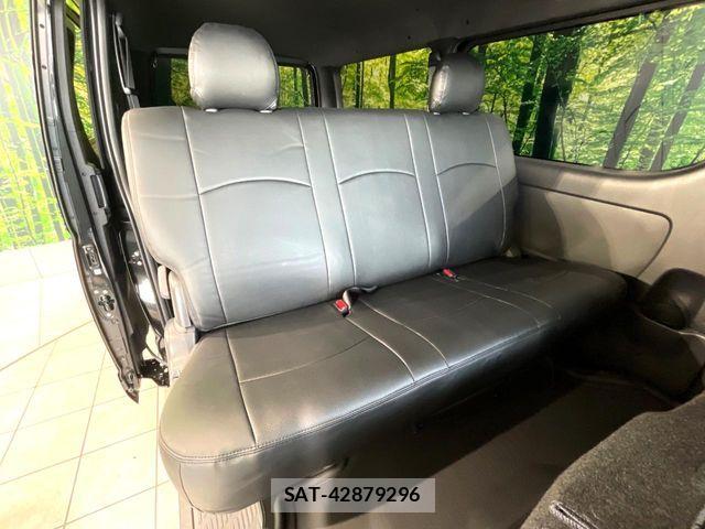 Toyota HIACE VAN 2025-04 6753611-8