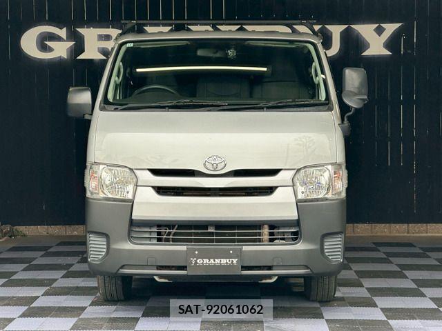 Toyota HIACE VAN 2017-09 6753626-10