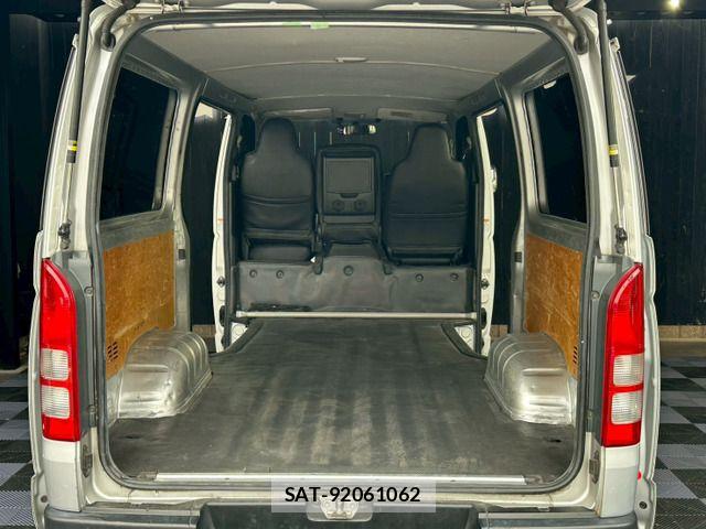 Toyota HIACE VAN 2017-09 6753626-15