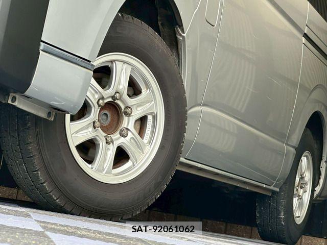 Toyota HIACE VAN 2017-09 6753626-17