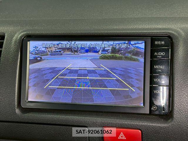 Toyota HIACE VAN 2017-09 6753626-1