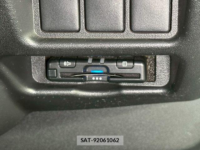 Toyota HIACE VAN 2017-09 6753626-2