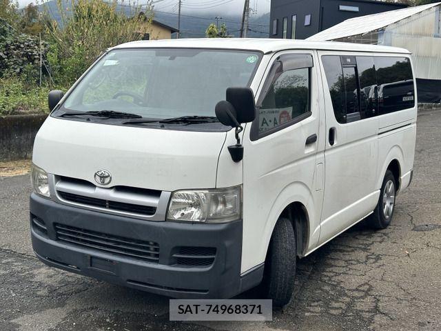 Toyota HIACE VAN 2004-10 6791732-2